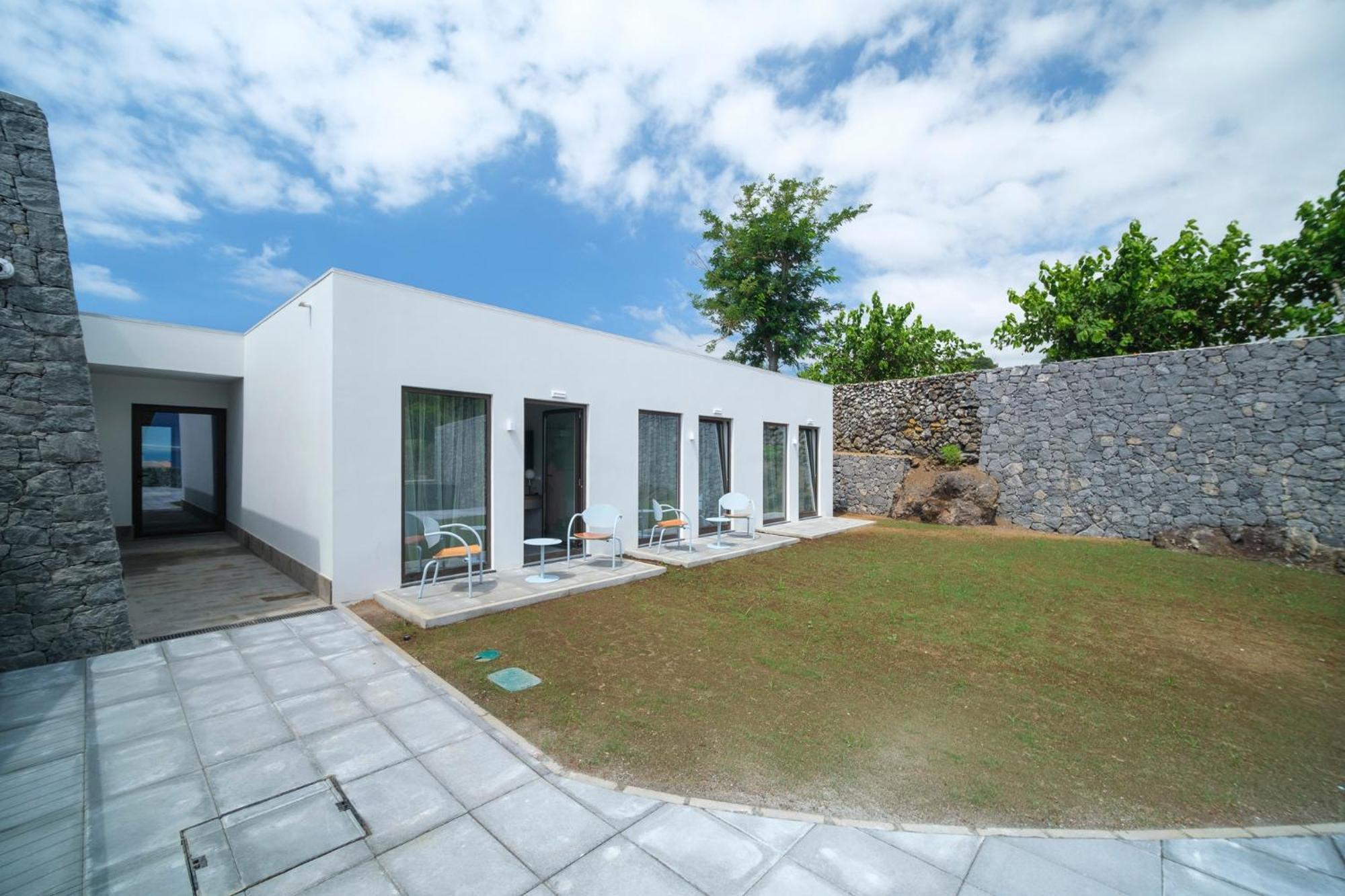 Angra do Heroísmo Azores Book Hotel מראה חיצוני תמונה