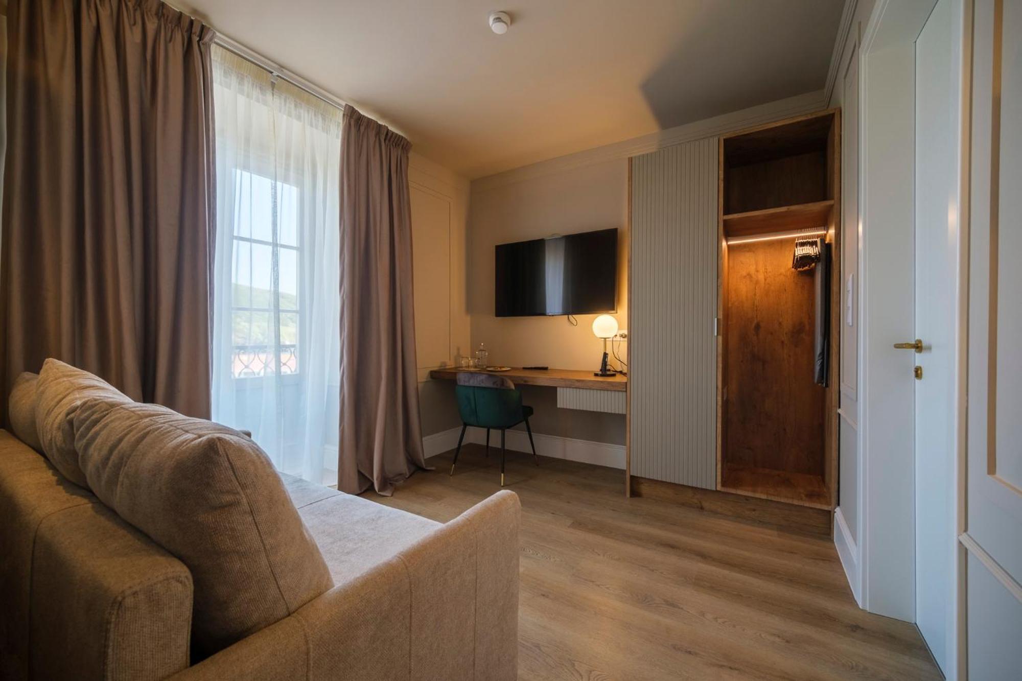 Angra do Heroísmo Azores Book Hotel מראה חיצוני תמונה